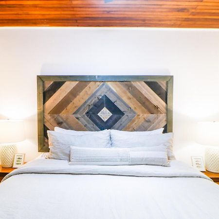 Flamingo Marina Resort Pacific North Coast Phòng bức ảnh