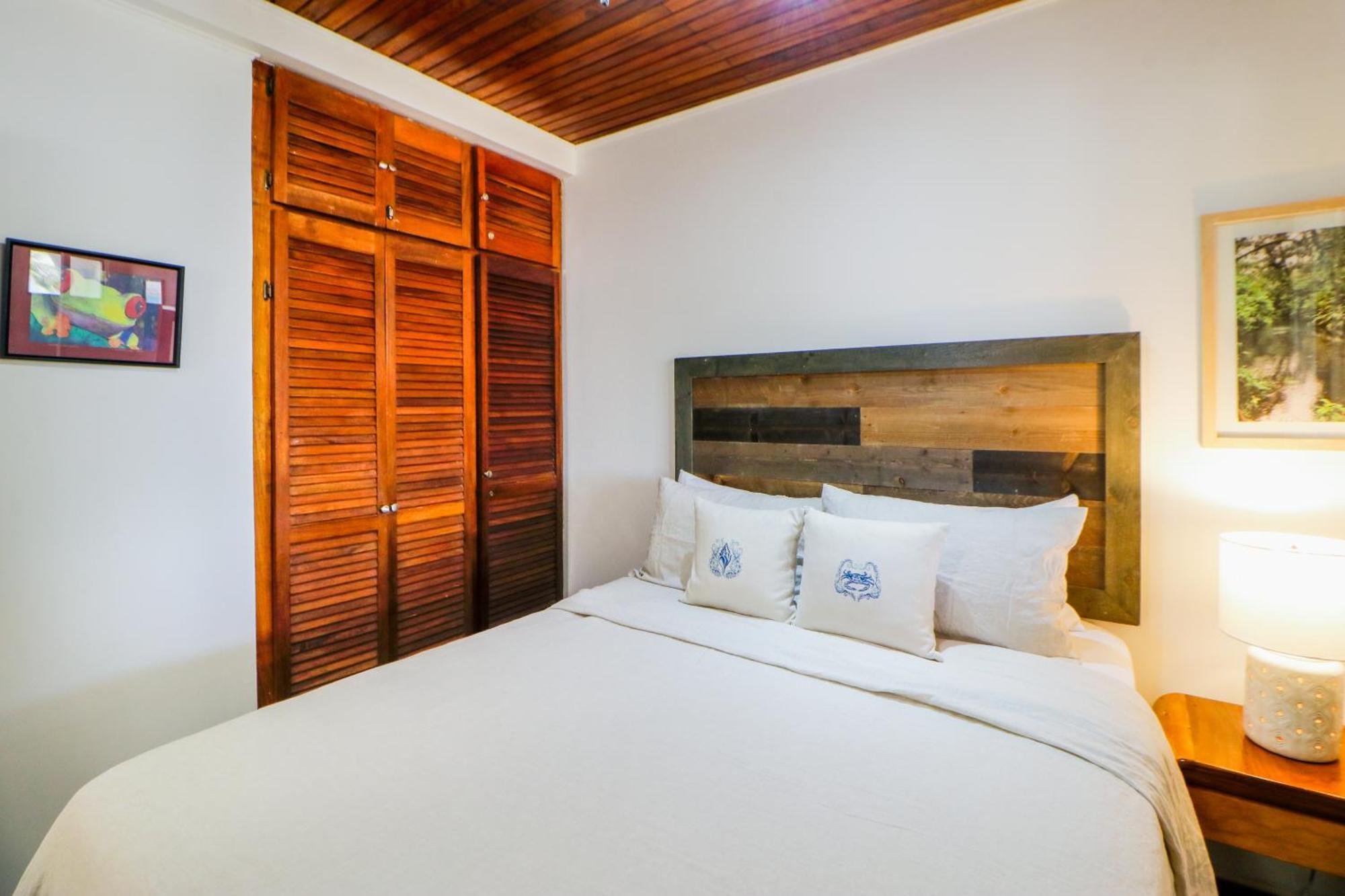 Flamingo Marina Resort Pacific North Coast Phòng bức ảnh