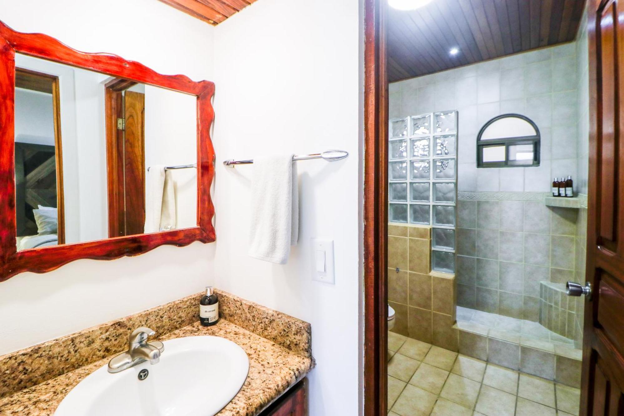 Flamingo Marina Resort Pacific North Coast Phòng bức ảnh
