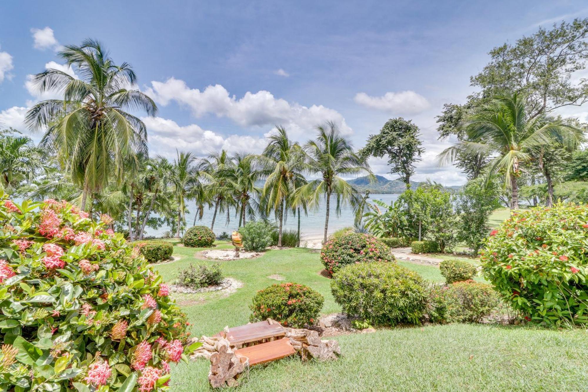 Flamingo Marina Resort Pacific North Coast Phòng bức ảnh