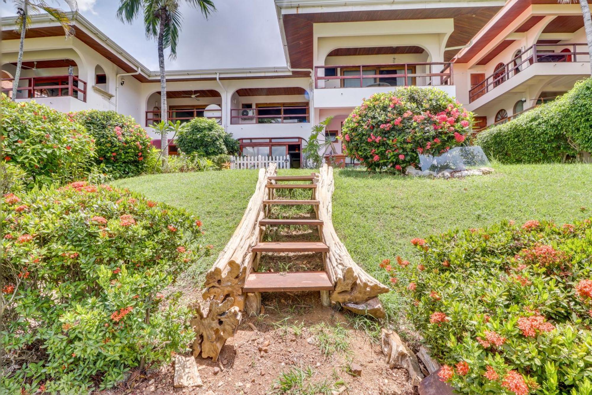 Flamingo Marina Resort Pacific North Coast Phòng bức ảnh